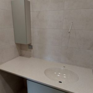 Тумба подвесная и пенал