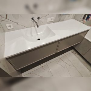 Столешница из акрилового камня