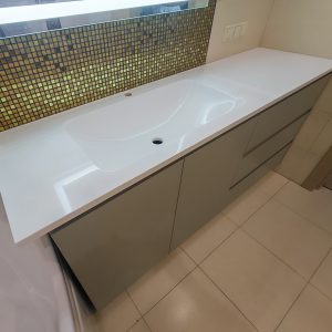 Столешница из акрилового камня .НОВИНКА